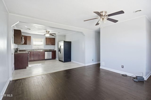 108 Cottonwood Drive, Greeneville, TN 37745