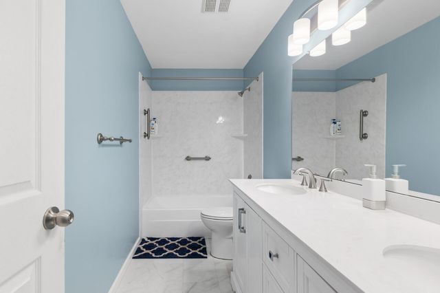 4990 148th Path W, Apple Valley, MN 55124