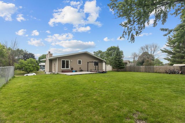 4990 148th Path W, Apple Valley, MN 55124