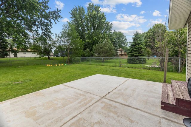 4990 148th Path W, Apple Valley, MN 55124