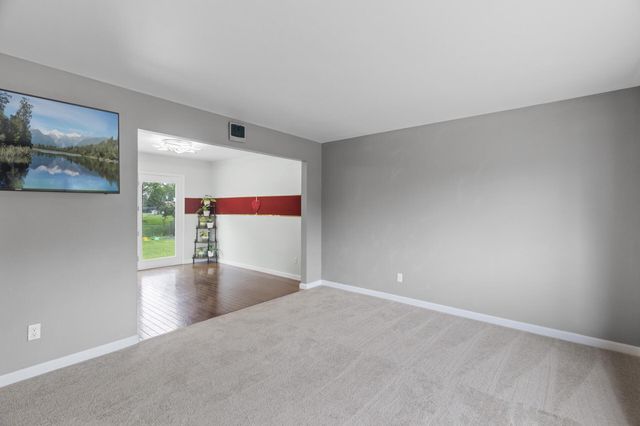 4990 148th Path W, Apple Valley, MN 55124