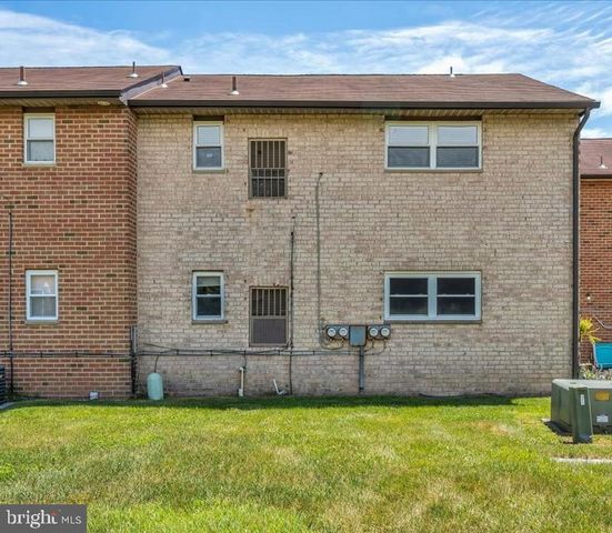 39 EAVES MILL RD, Medford, NJ 08055