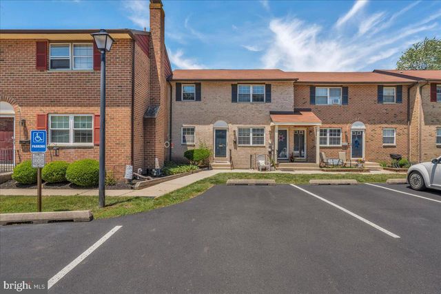 39 EAVES MILL RD, Medford, NJ 08055