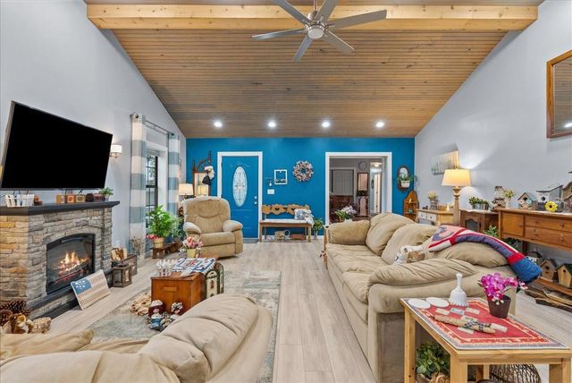 7808 Carolyn Street, Santa Fe, TX 77517