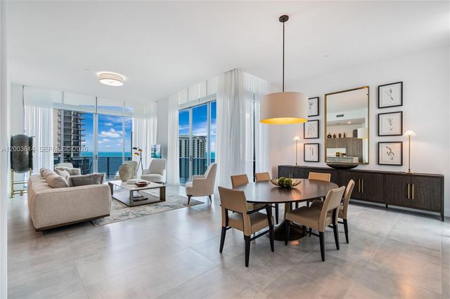 17550 Collins Ave PH1, Sunny Isles Beach, FL 33160