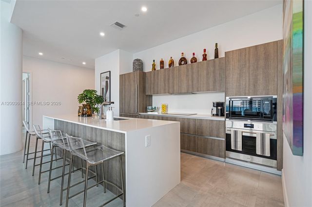 17550 Collins Ave PH1, Sunny Isles Beach, FL 33160