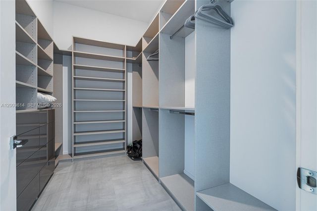 17550 Collins Ave PH1, Sunny Isles Beach, FL 33160