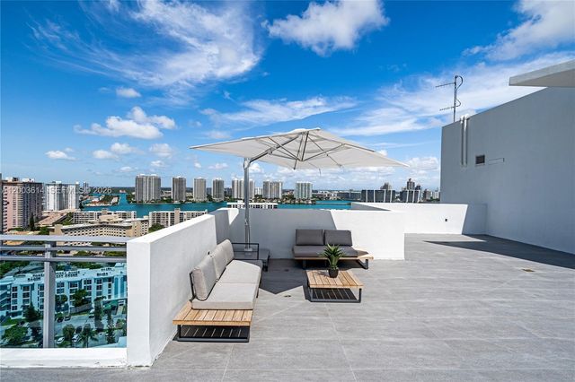 17550 Collins Ave PH1, Sunny Isles Beach, FL 33160