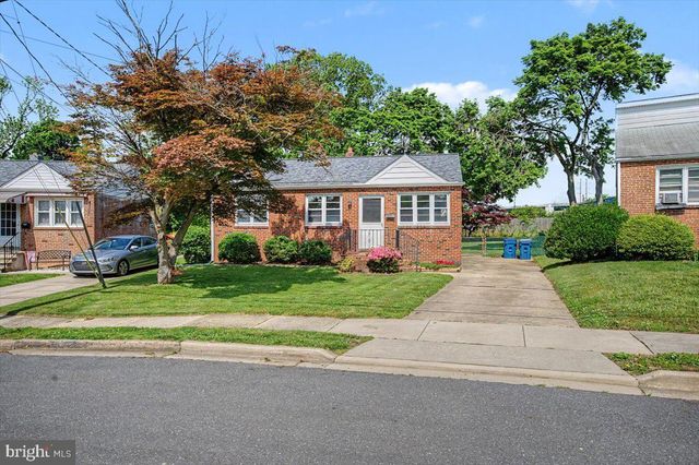 211 DUMONT RD, Wilmington, DE 19804