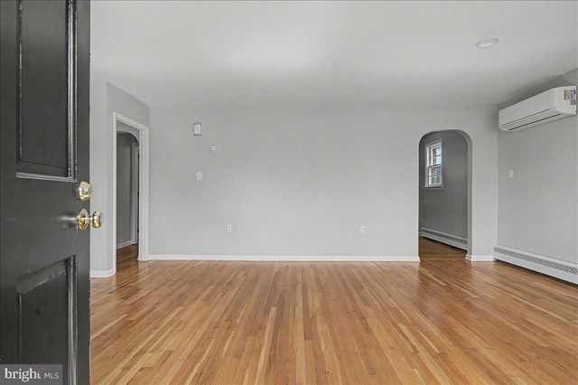 211 DUMONT RD, Wilmington, DE 19804