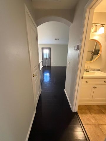 1945 E Aloe Place, Chandler, AZ 85286