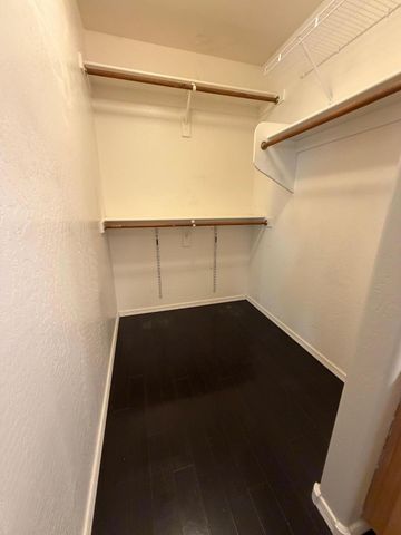 1945 E Aloe Place, Chandler, AZ 85286