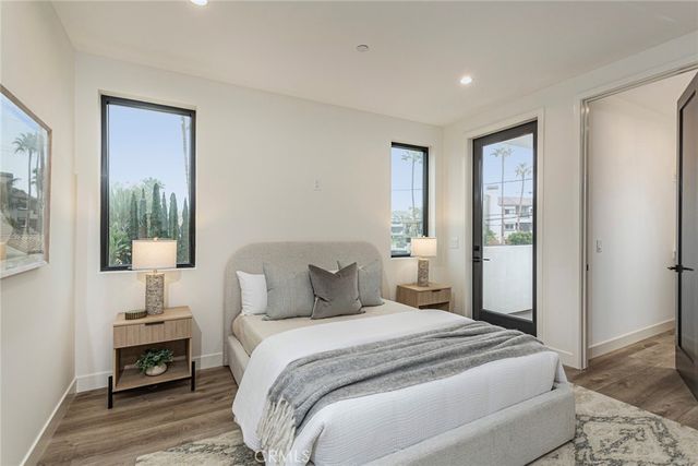 328 3rd, Huntington Beach, CA 92648