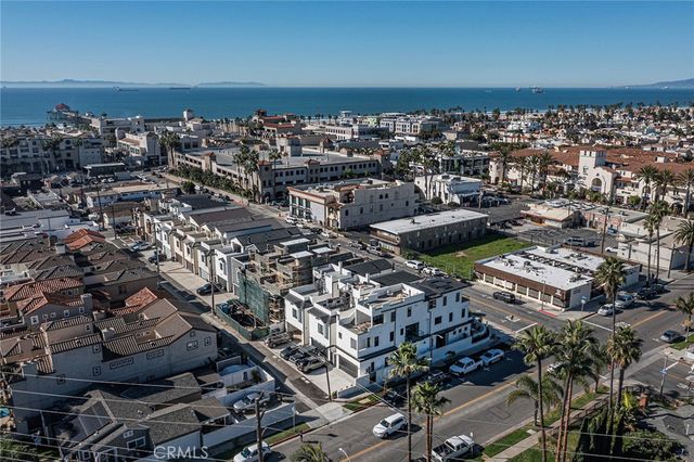 328 3rd, Huntington Beach, CA 92648