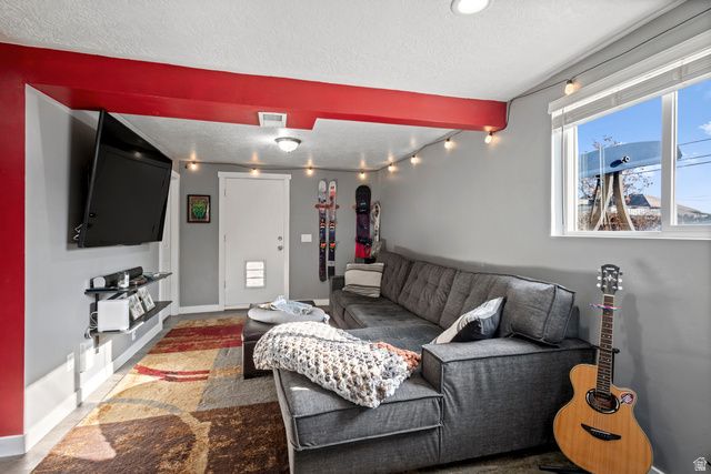 230 E SOUTHGATE AVE, Salt Lake City, UT 84115