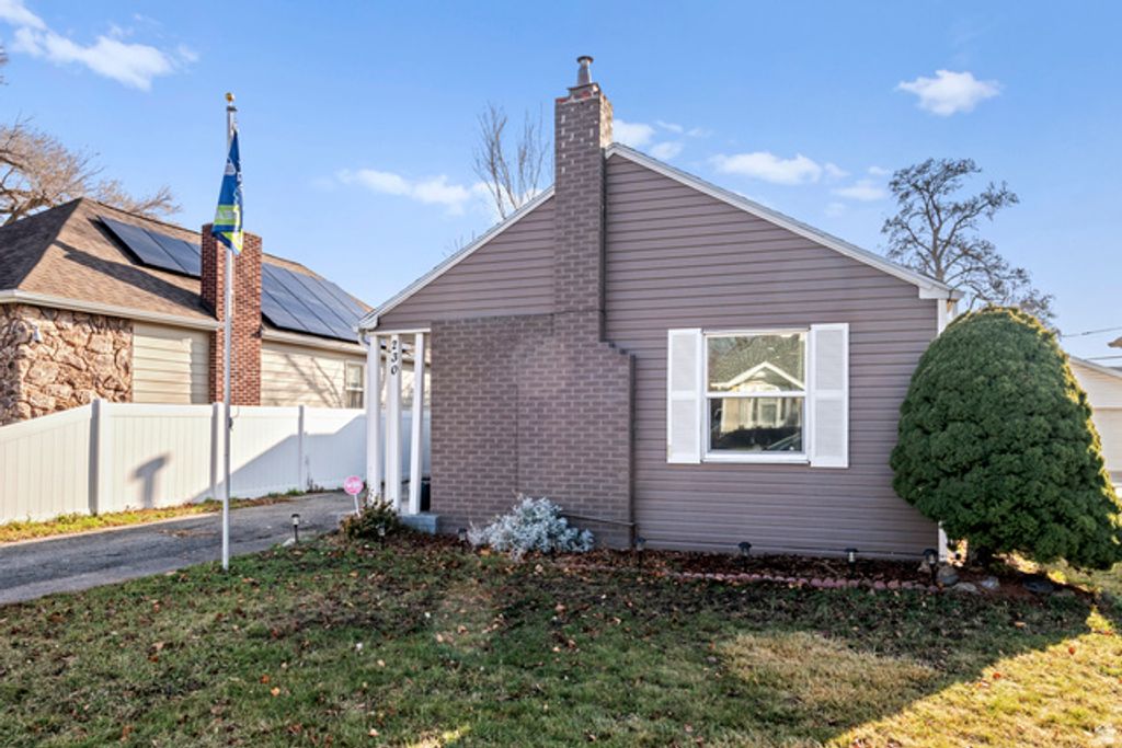 230 E SOUTHGATE AVE, Salt Lake City, UT 84115