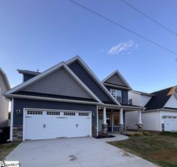 37 Snowmill Road, Woodruff, SC 29388