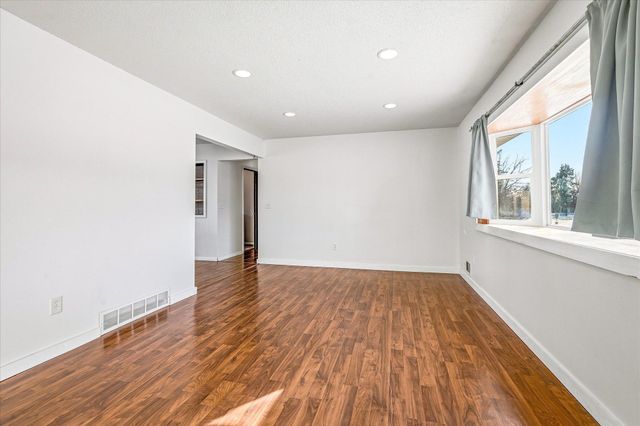 3445 Lester Avenue, Hastings, MN 55033