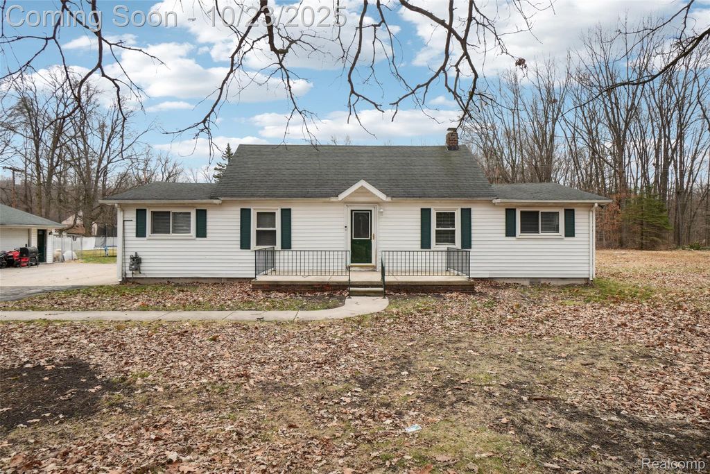 20053 MERRIMAN Road, Huron Charter Township, MI 48174