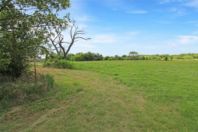 8769 S Fm 148, Scurry, TX 75158