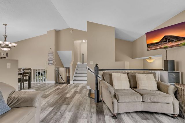 1017 4th Street N, Sartell, MN 56377