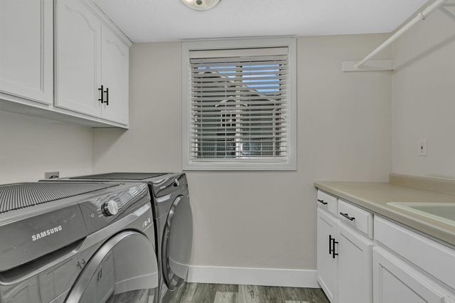 1017 4th Street N, Sartell, MN 56377