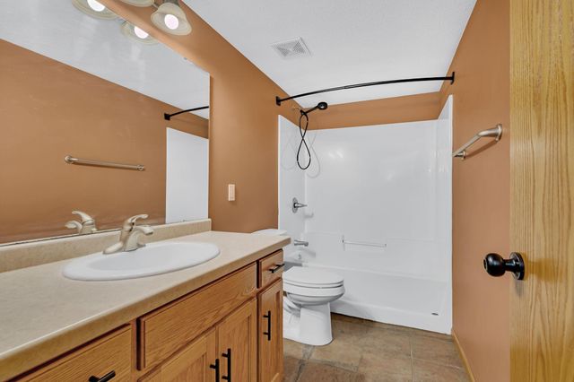 1017 4th Street N, Sartell, MN 56377