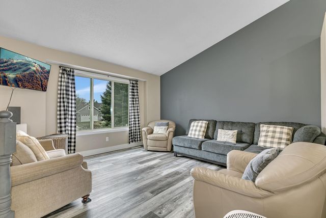 1017 4th Street N, Sartell, MN 56377