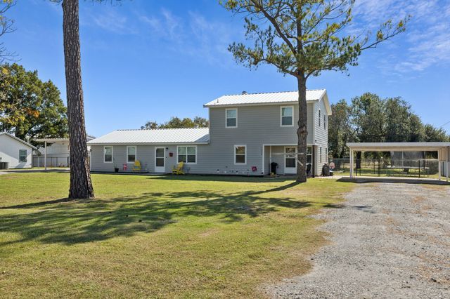 1060 E Reno Road, Reno, TX 76020