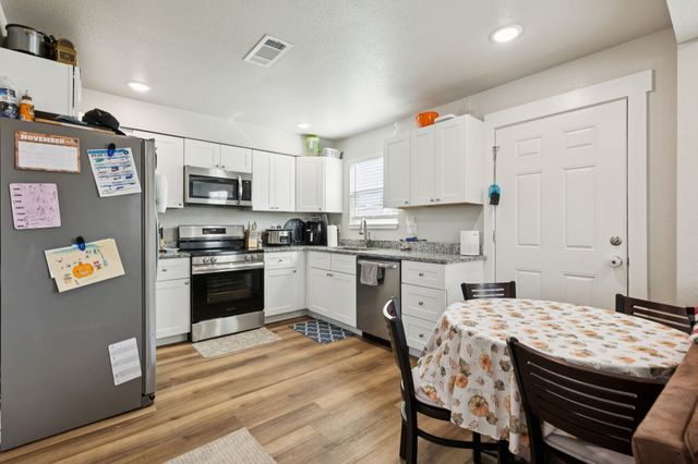 1060 E Reno Road, Reno, TX 76020