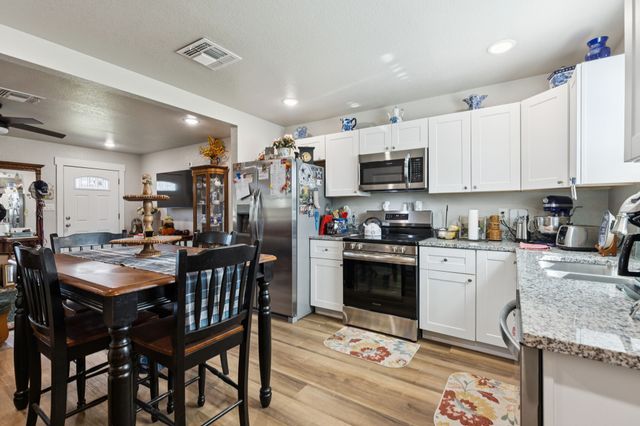 1060 E Reno Road, Reno, TX 76020