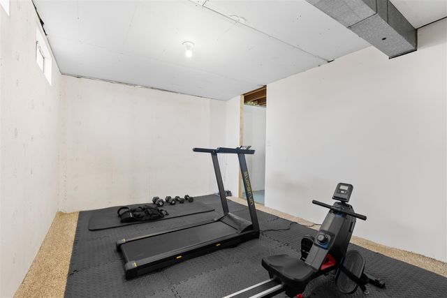 4317 Farnham Avenue, Portage, MI 49002