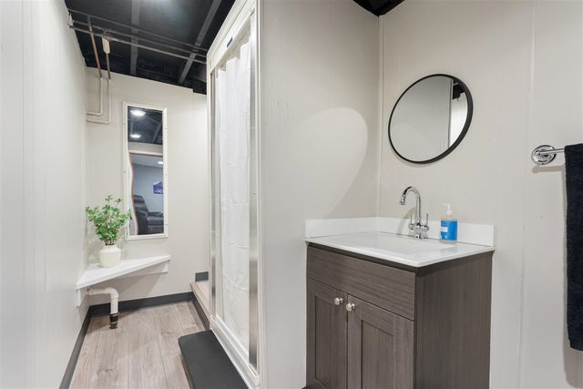 4317 Farnham Avenue, Portage, MI 49002