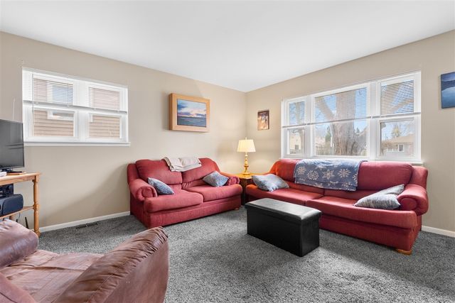 4317 Farnham Avenue, Portage, MI 49002