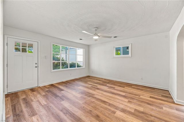 2713 Roanoke AVE, Portsmouth, VA 23704