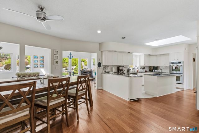 146 Lantern Park Lane South, Southbury, CT 06488