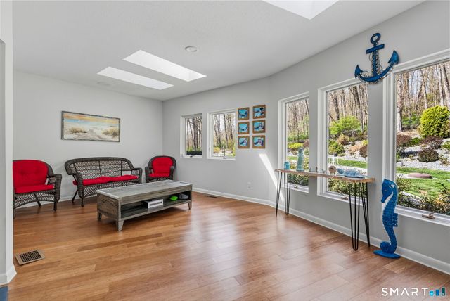 146 Lantern Park Lane South, Southbury, CT 06488