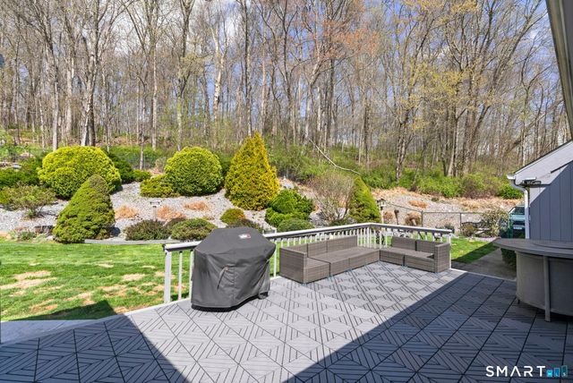 146 Lantern Park Lane South, Southbury, CT 06488