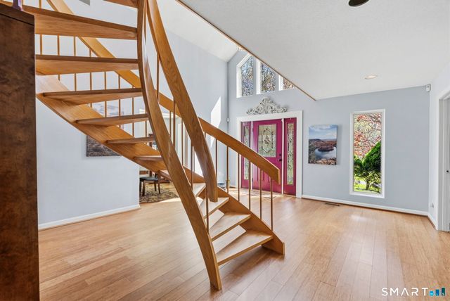 146 Lantern Park Lane South, Southbury, CT 06488