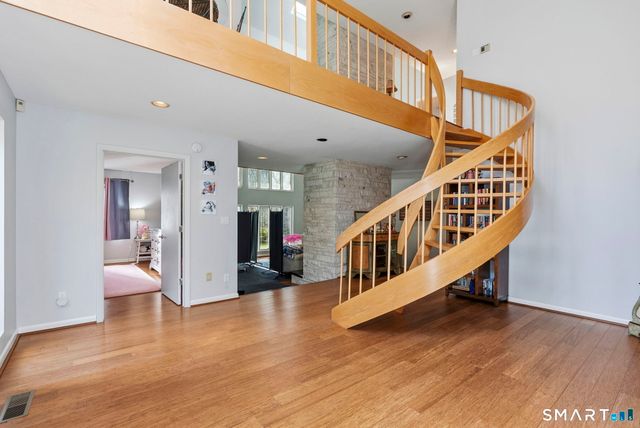 146 Lantern Park Lane South, Southbury, CT 06488