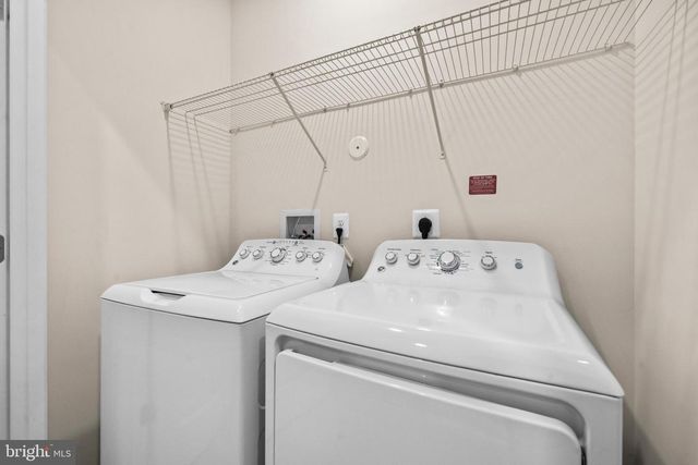 2563 GRANGEMILL LN, Frederick, MD 21701