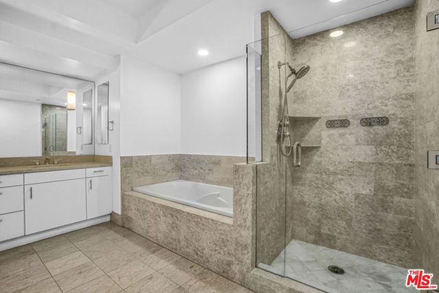 13600 Marina Pointe Drive 407, Marina Del Rey, CA 90292