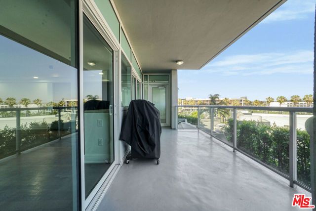 13600 Marina Pointe Drive 407, Marina Del Rey, CA 90292