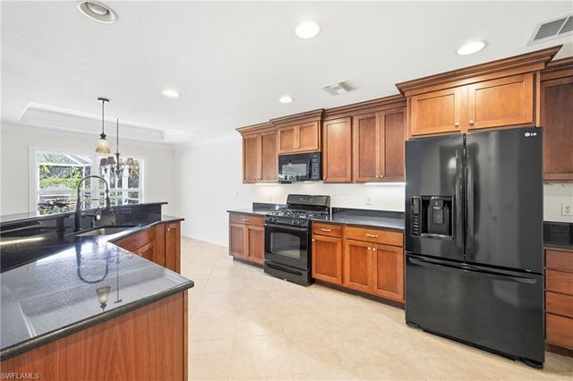 9072 Astonia WAY, Estero, FL 33967