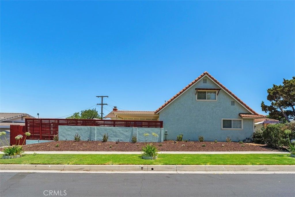 315 E Monterey, Corona, CA 92879 — photo 3