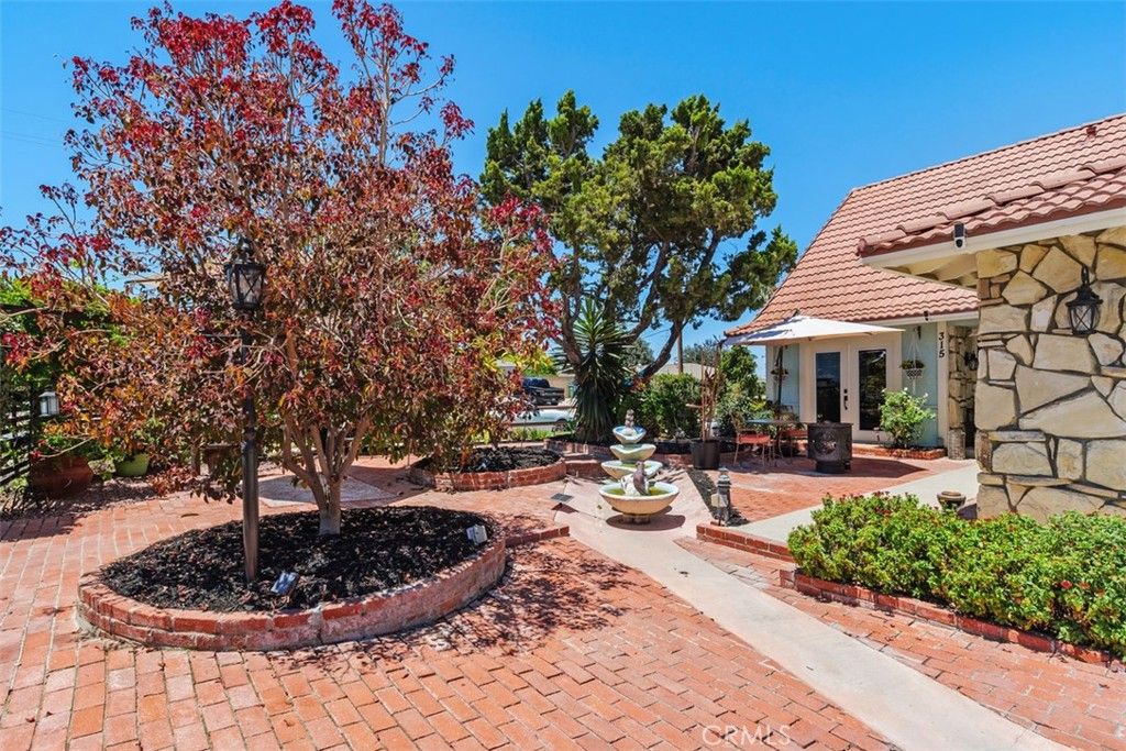 315 E Monterey, Corona, CA 92879 — photo 4
