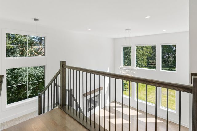 1519 Foothill Drive, Wheaton, IL 60189