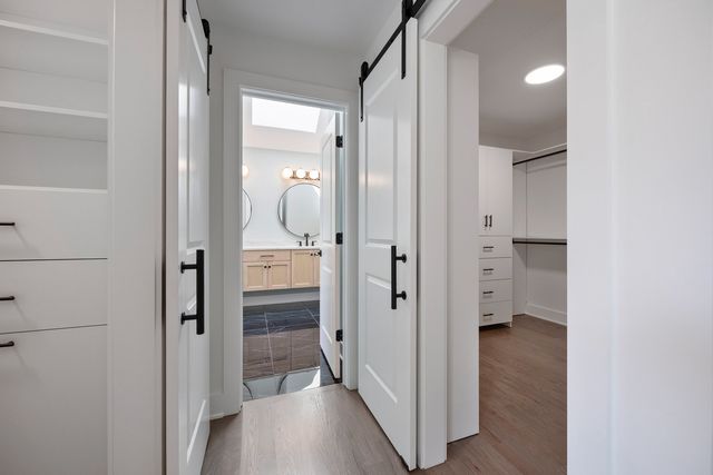 1519 Foothill Drive, Wheaton, IL 60189