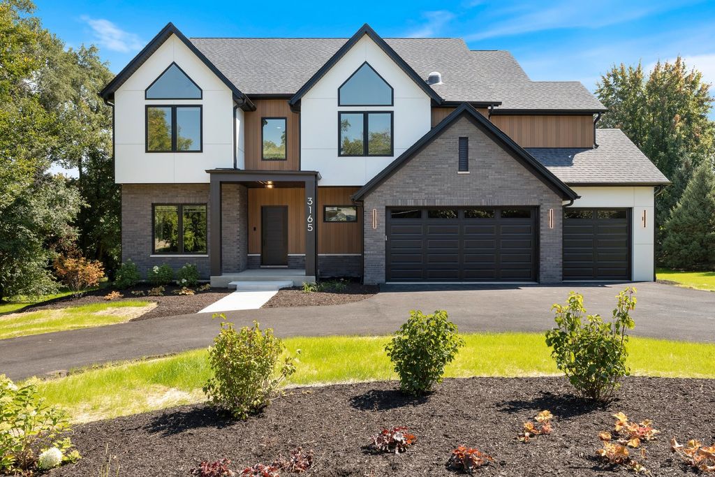 1519 Foothill Drive, Wheaton, IL 60189