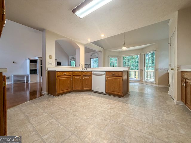 1202 Kaylyn Court NW, Kennesaw, GA 30152